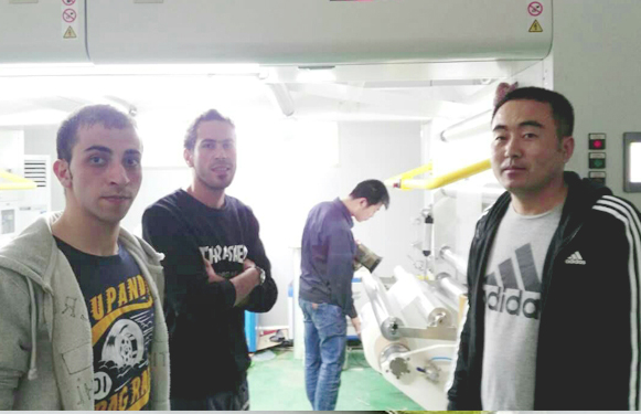 食品包裝袋生產(chǎn)過(guò)程中脫色的處理